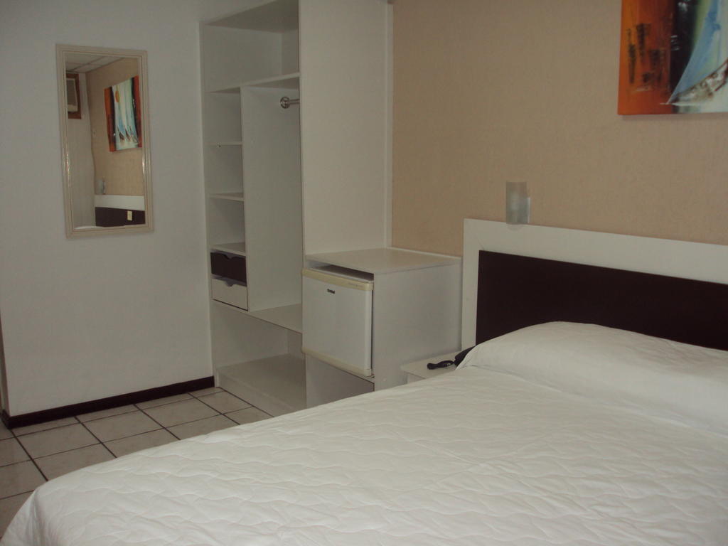 Hotel Praiamar Balneario Camboriu Oda fotoğraf